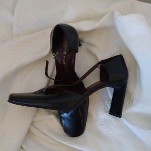Nine West black heels
